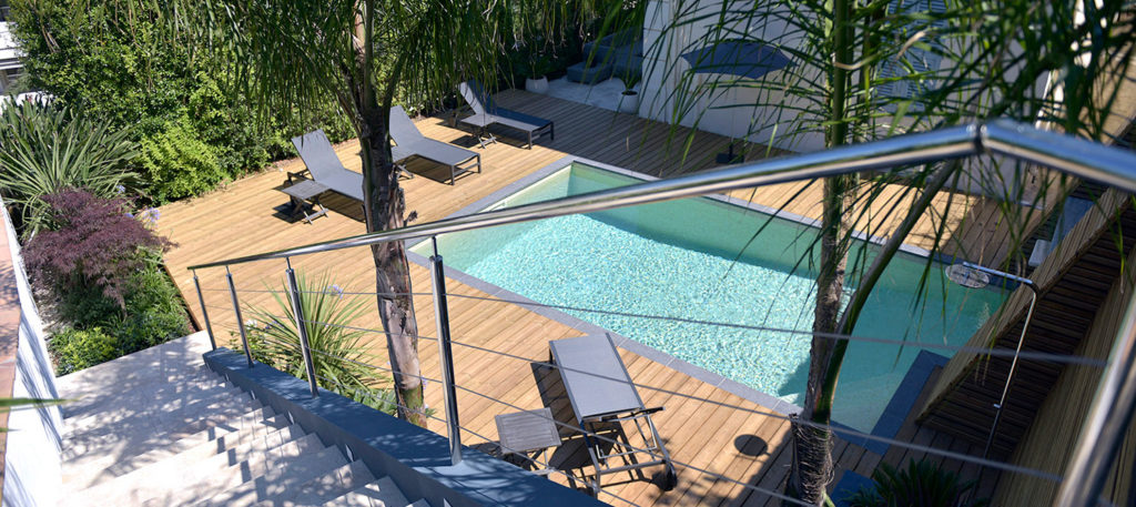 piscine avec terrasse bois