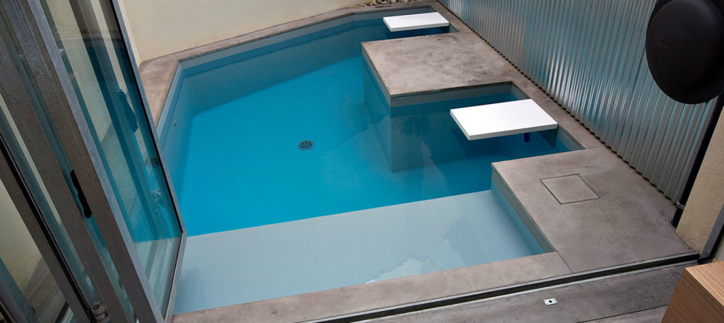 micro piscine forme libre