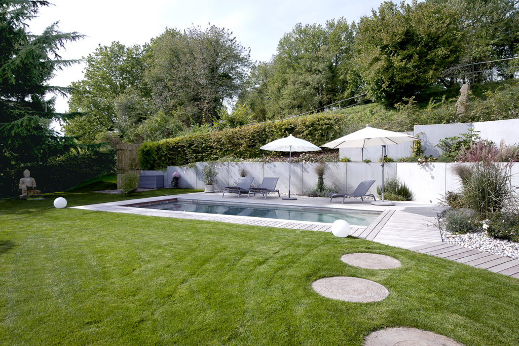 piscine avec jardin evian