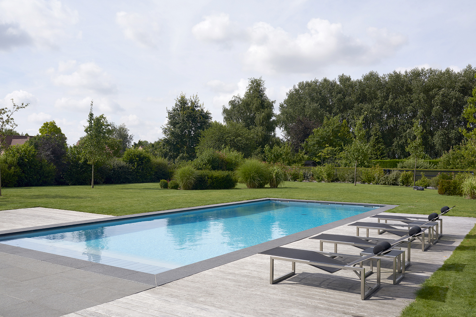 piscine de jardin rectangulaire