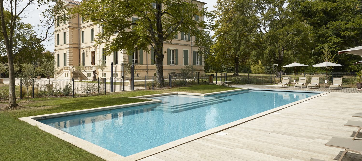 piscine château de montcaud ardèche