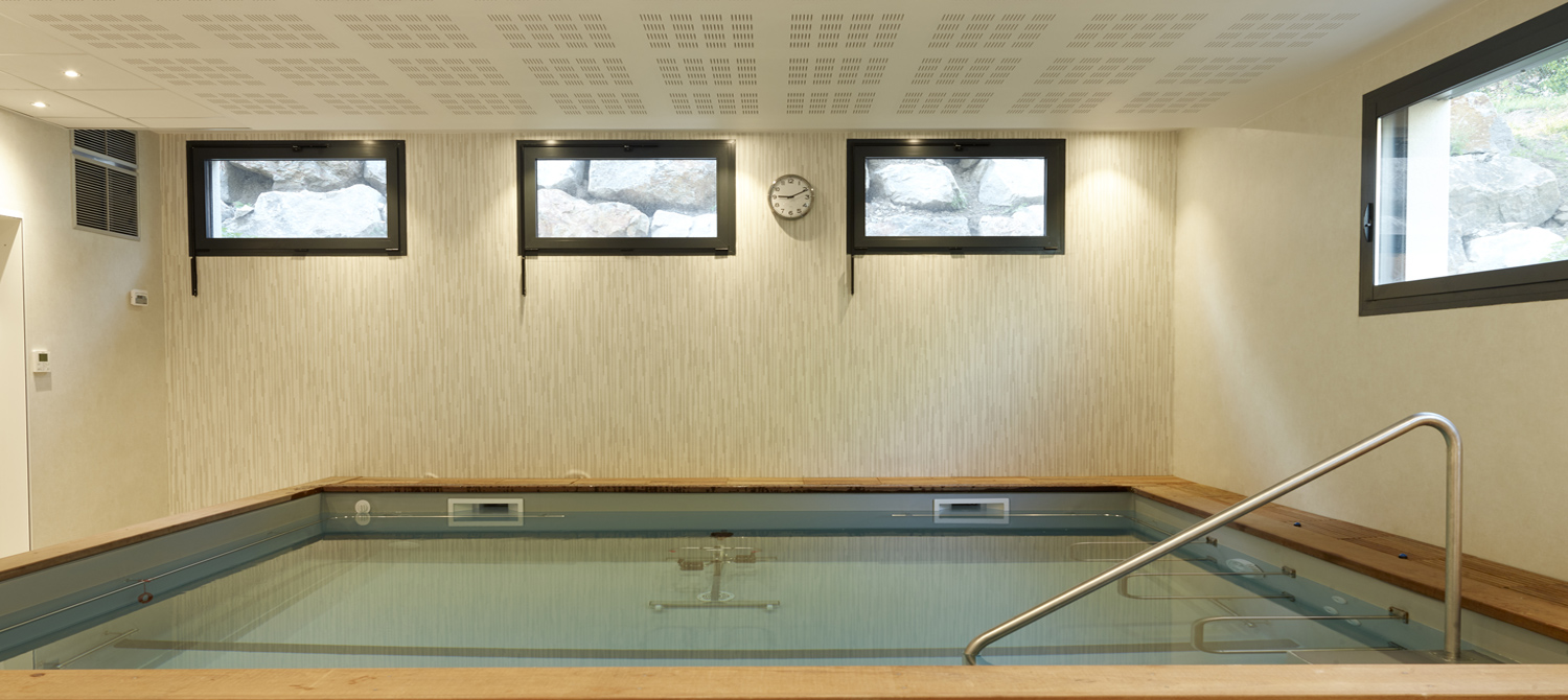 piscine médicale intérieure