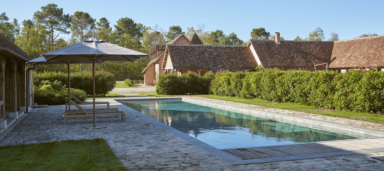 piscine pierre naturelle