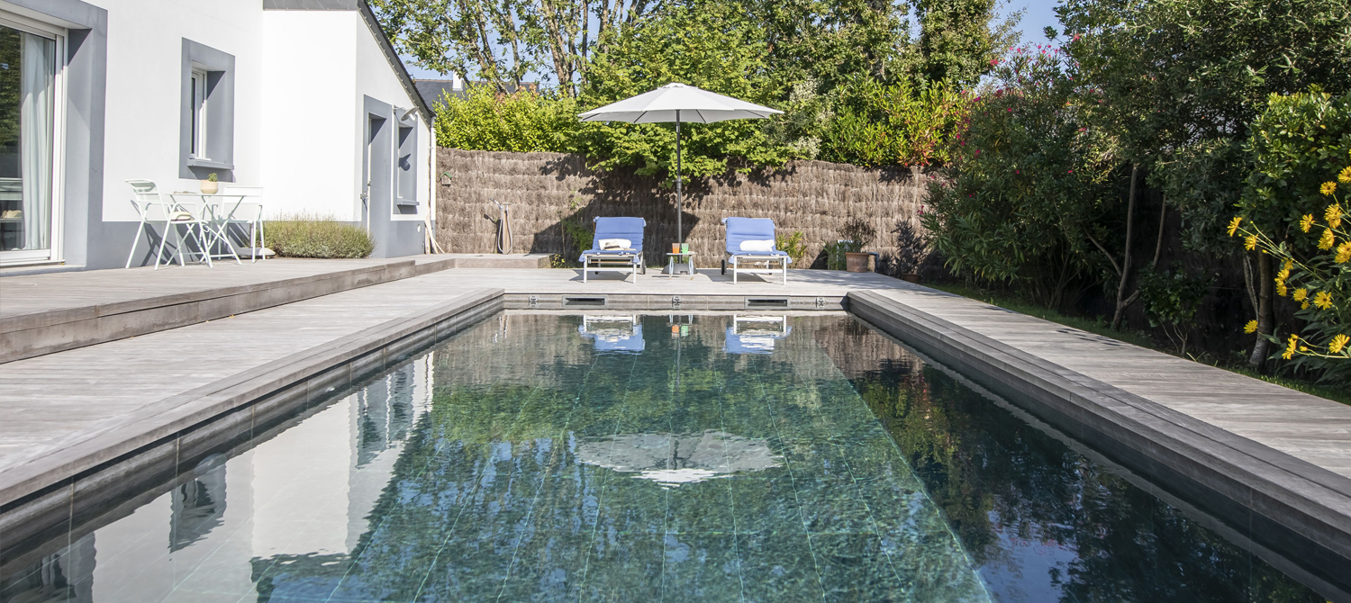 piscine carrelage ligne moderne morbihan