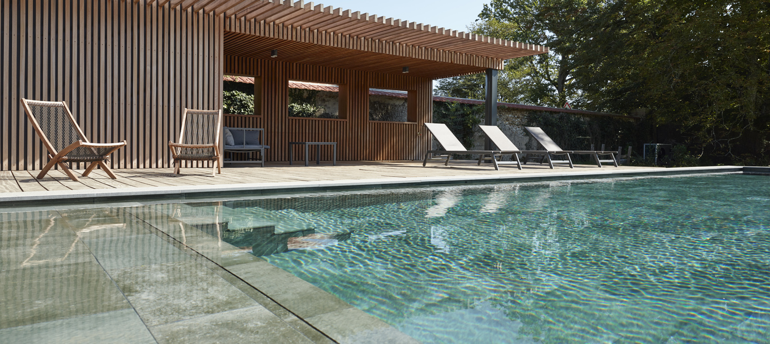 pool-house design bois sologne