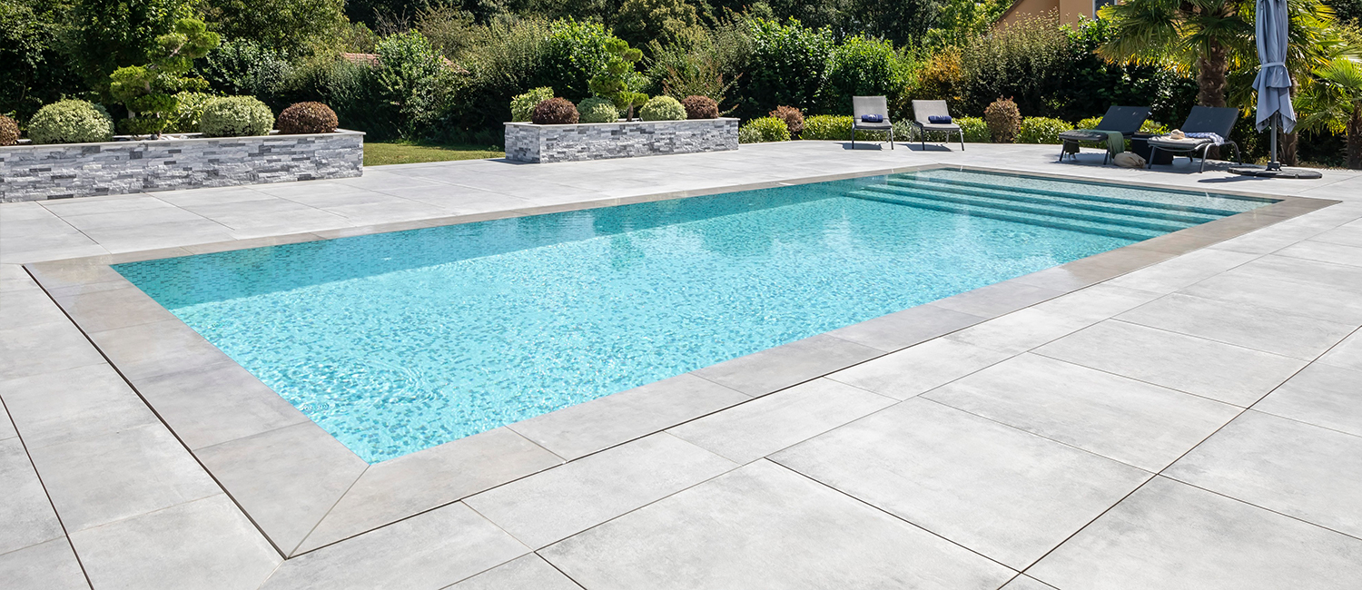 Une mosaïque personnalisée, une piscine unique