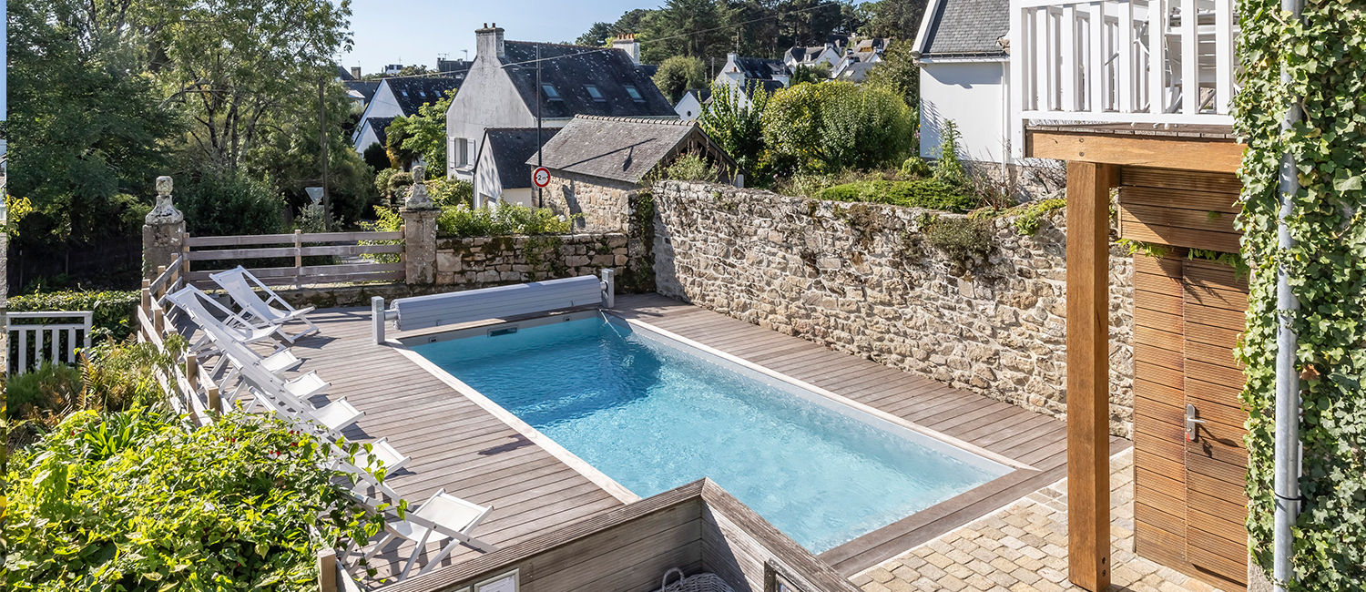 La piscine du Lodge Kerispe se réinvente à la Trinité-sur-Mer