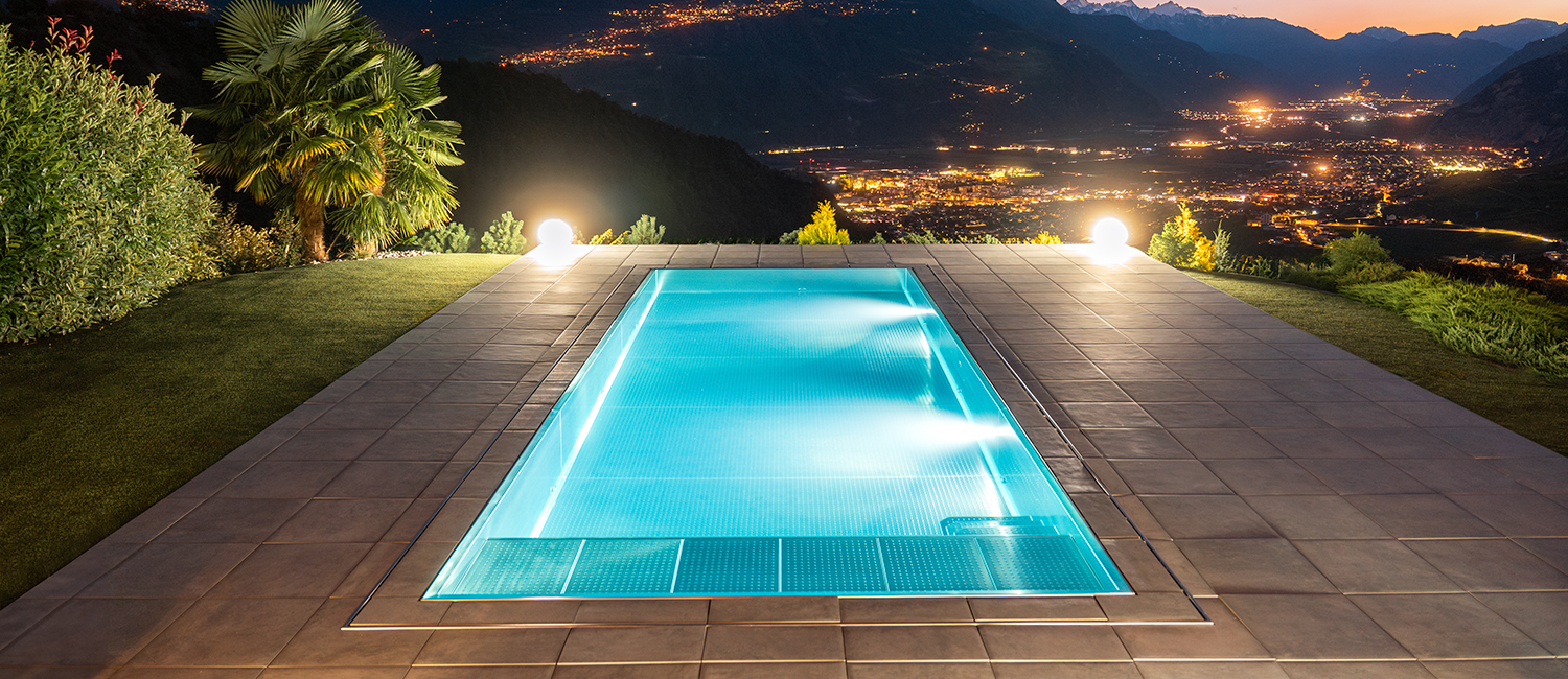 piscine miroir inox luxe