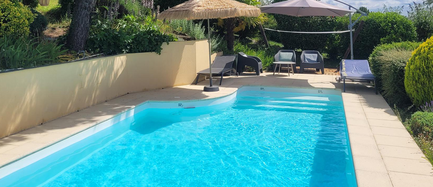 Rénovation d’une piscine Carré Bleu construite il y a 20 ans