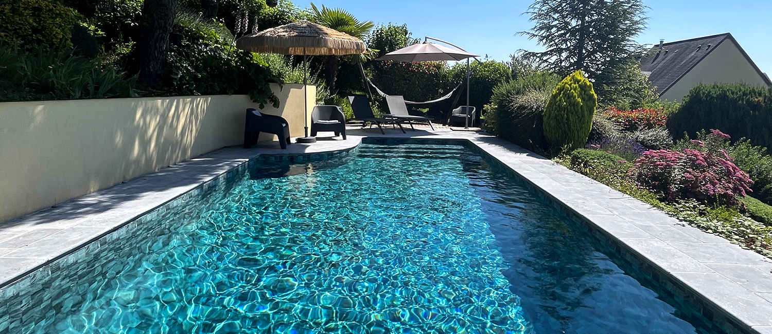 Rénovation d’une piscine Carré Bleu construite il y a 20 ans