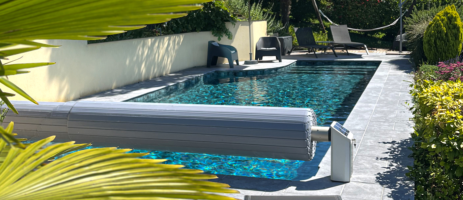 Rénovation d’une piscine Carré Bleu construite il y a 20 ans
