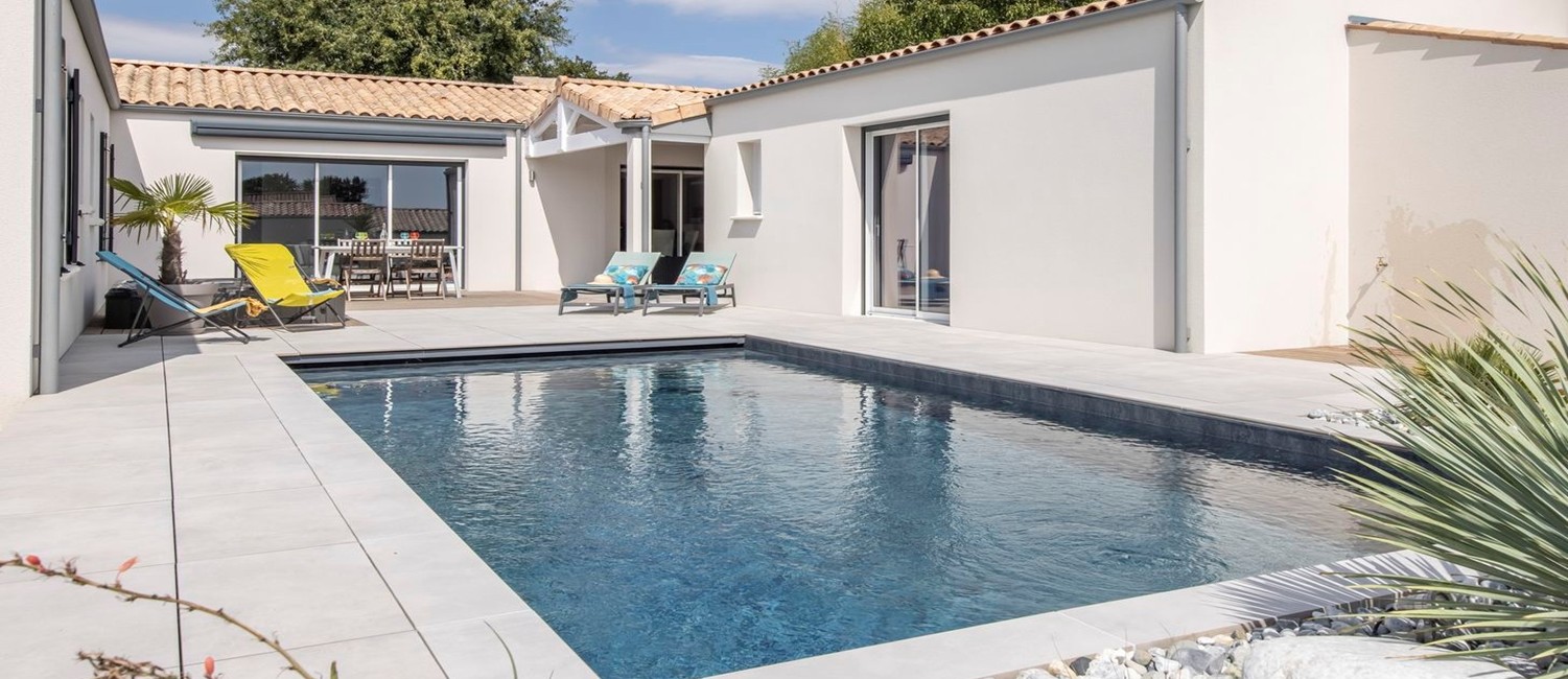 Une piscine familiale près de La Rochelle