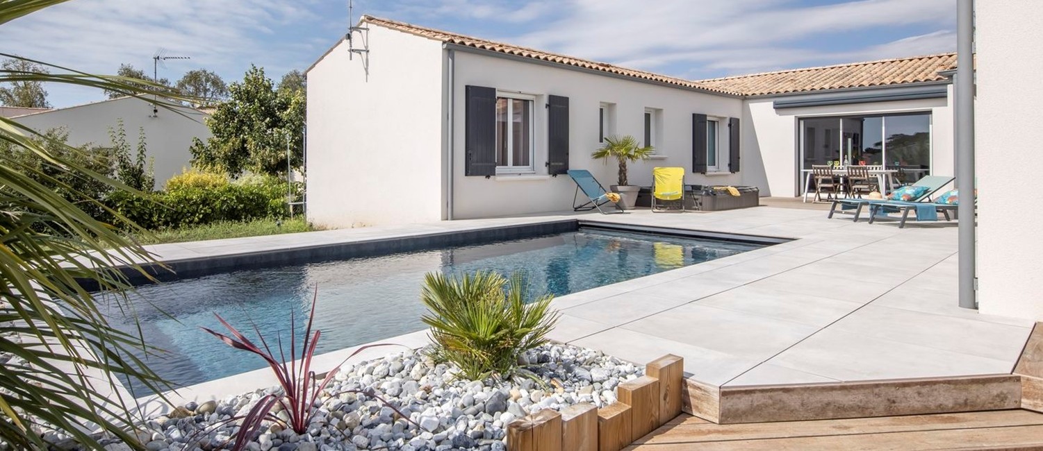 Une piscine familiale près de La Rochelle