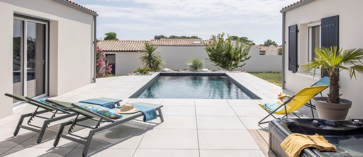 Une piscine familiale près de La Rochelle