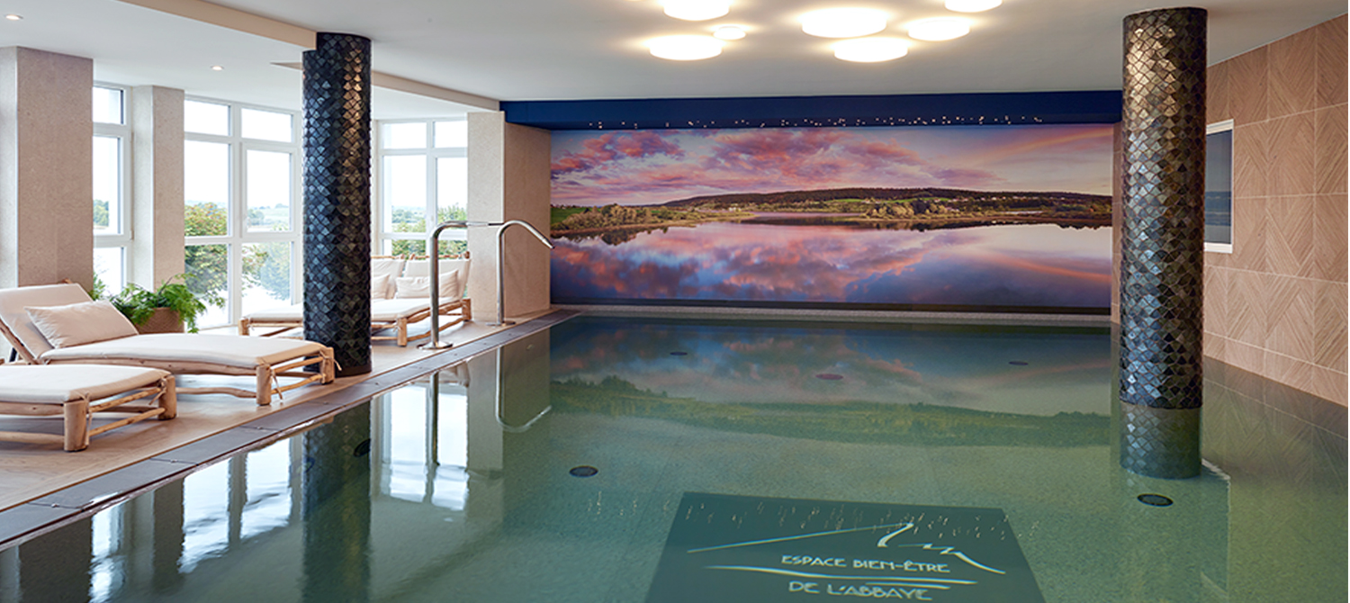 Espace wellness piscine spa hammam hôtel restaurant de l’Abbaye dans le Jura