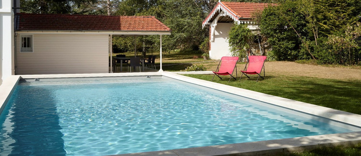 Piscine familiale près de St-Etienne