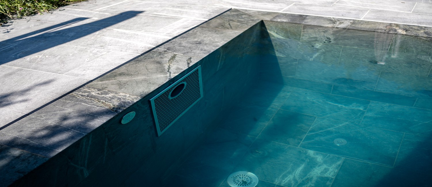 Métamorphose d’une piscine vieillissante