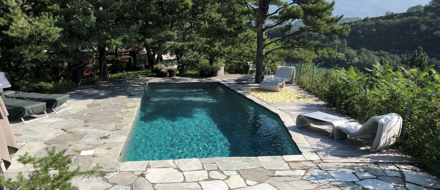 Métamorphose d’une piscine vieillissante