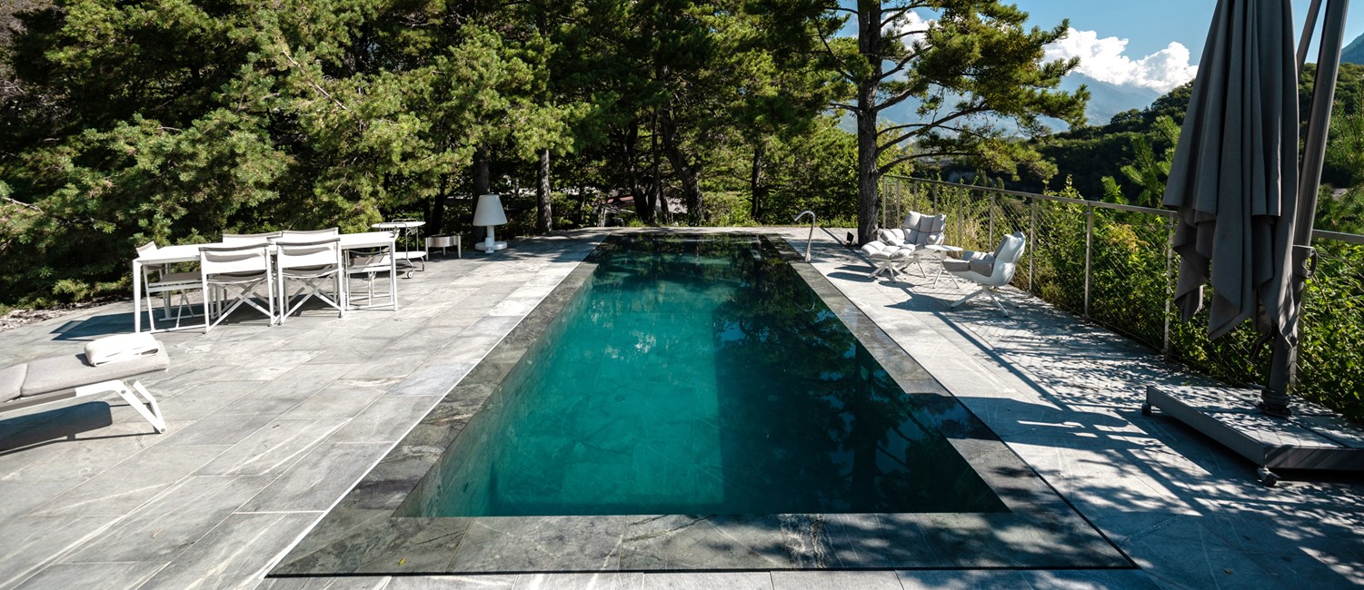 Métamorphose d’une piscine vieillissante