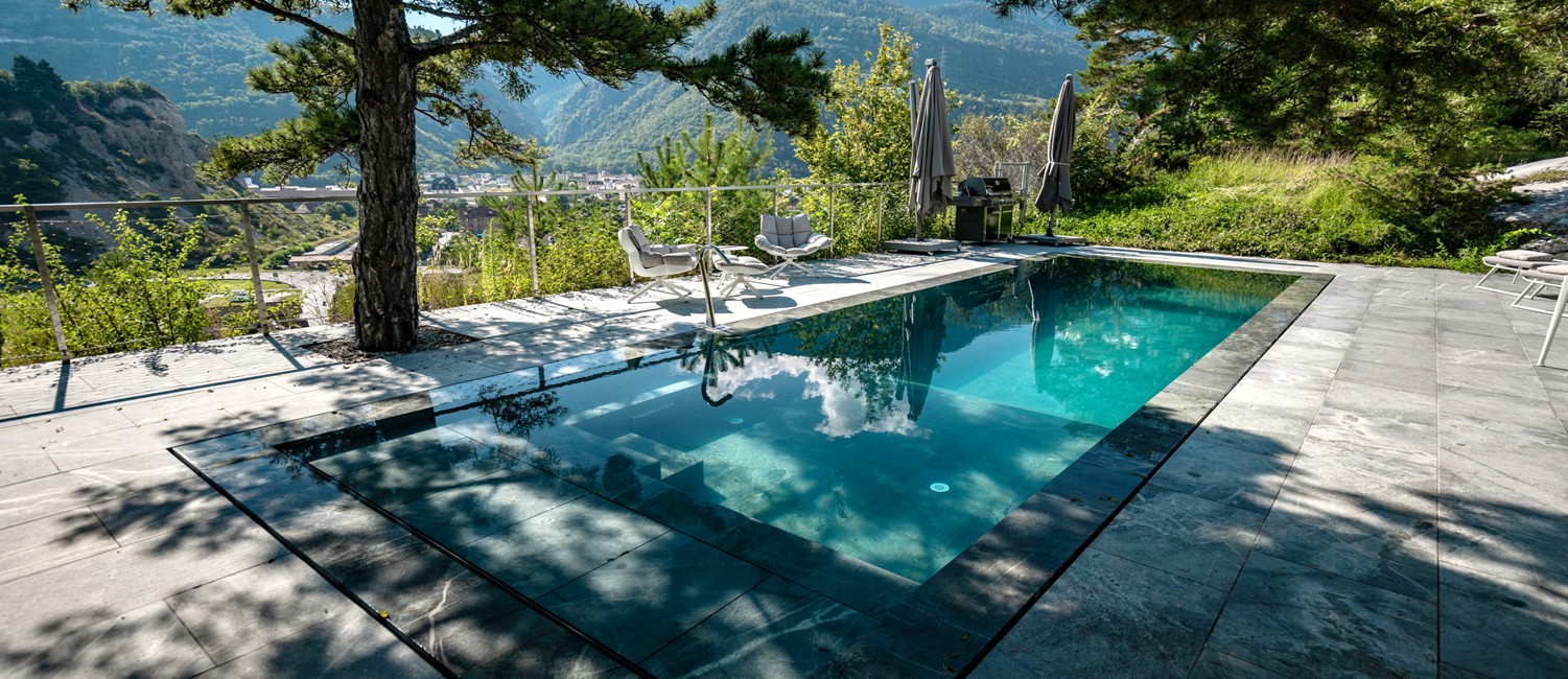 Métamorphose d’une piscine vieillissante
