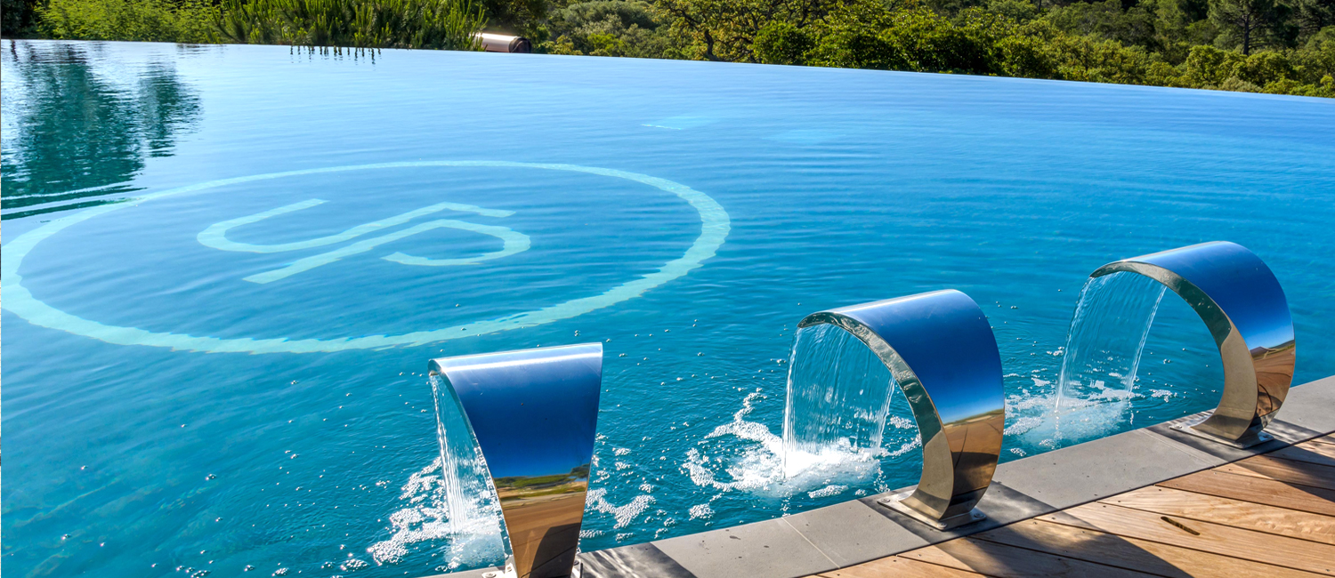 la piscine de l’Hôtel Résidence U Paesolu