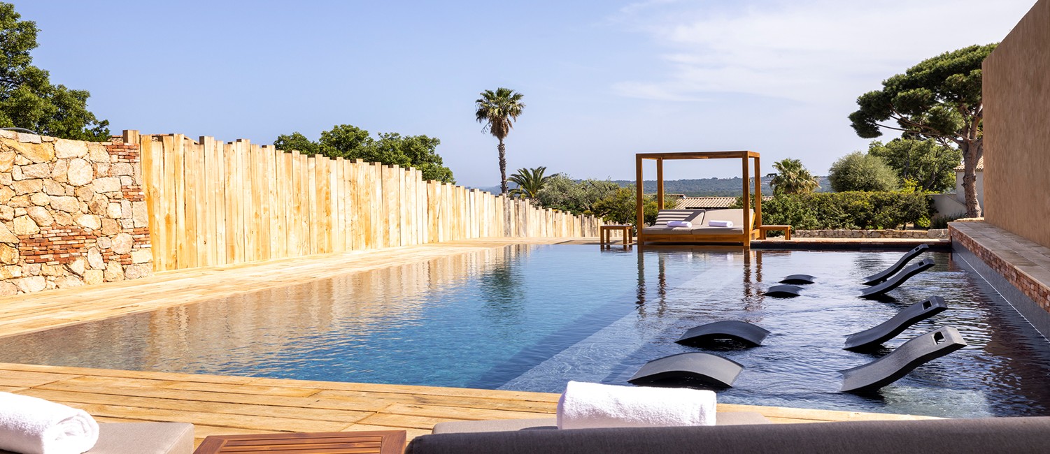 Deux piscines d’exception au cœur de de l’Hôtel les Regalia 5* & Spa