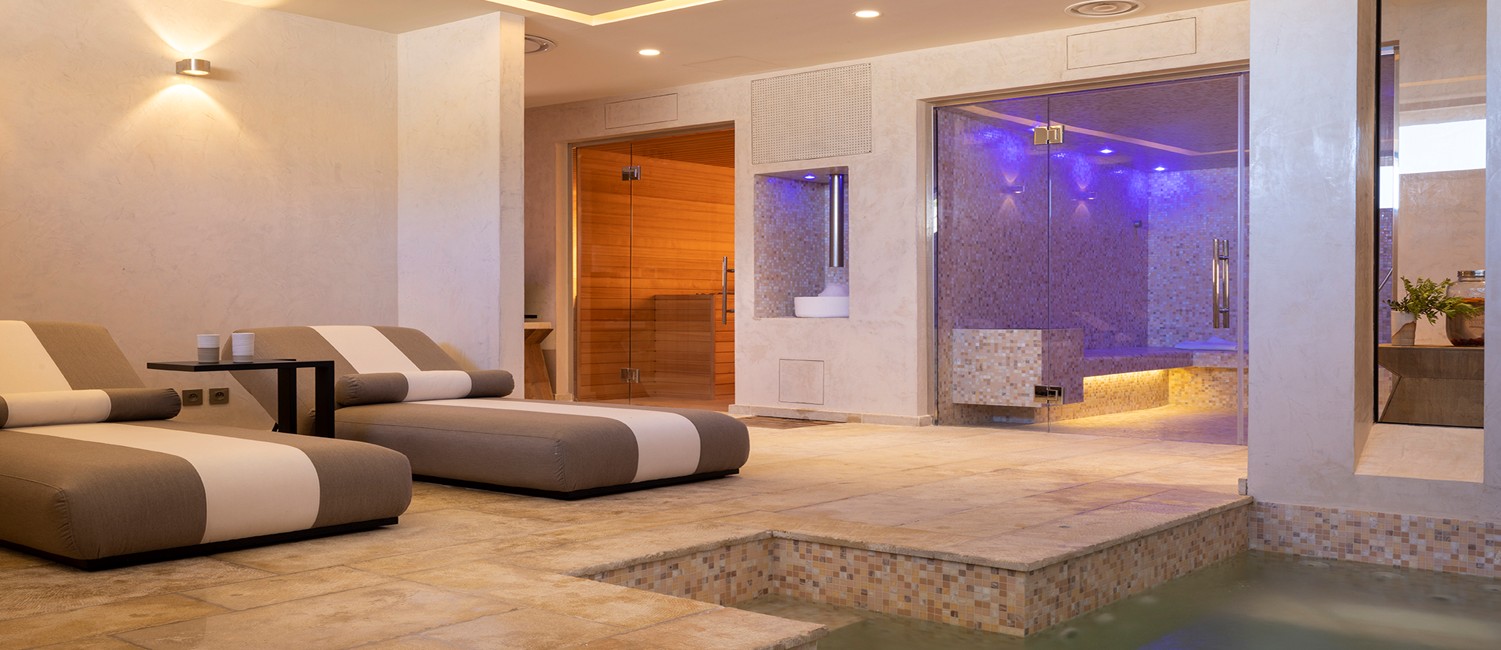 Deux piscines d’exception au cœur de de l’Hôtel les Regalia 5* & Spa
