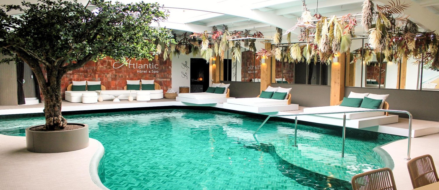 Rénovation de la piscine intérieure de l’Atlantique Hôtel Spa