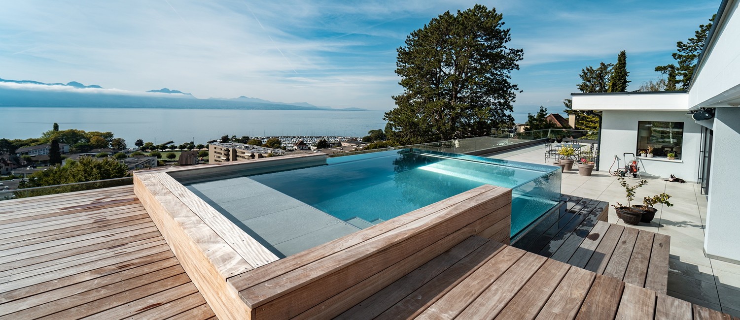 piscine inox et verre en rooftop